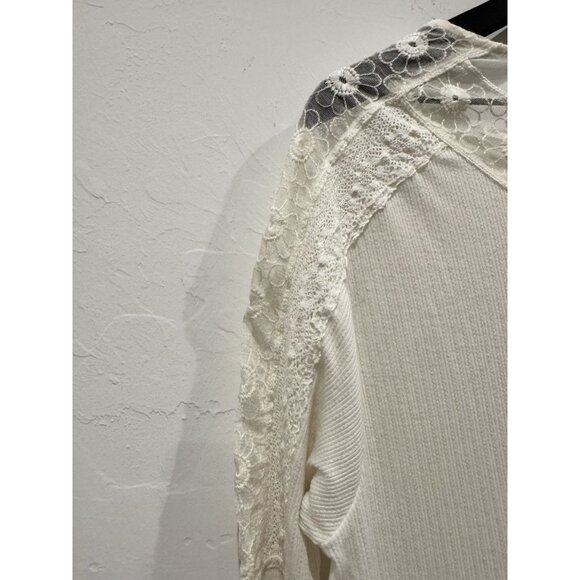 Free People Lola Long Sleeve Knit Lace Shirt Lace Womens Size XS Oversized Ivory - Picture 13 of 14